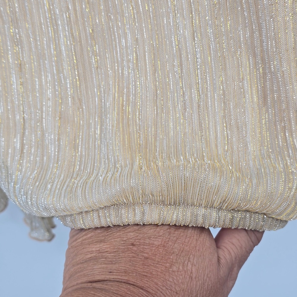 Love and Promises Blouse Womens Medium Gold Metallic Pleated Ruffle Neck - Picture 4 of 9